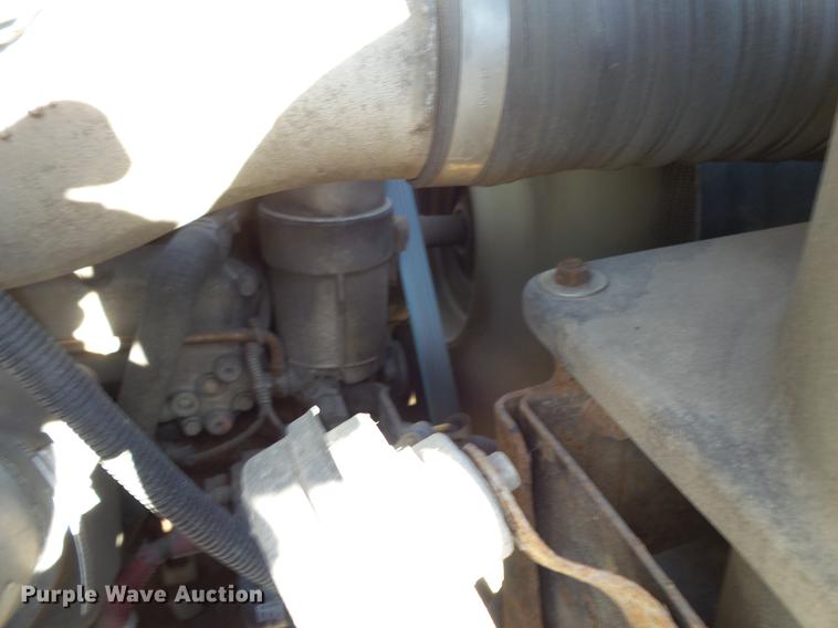 image for item DC4737 2004 Freightliner FS65 Thomas Built 101PS school bus