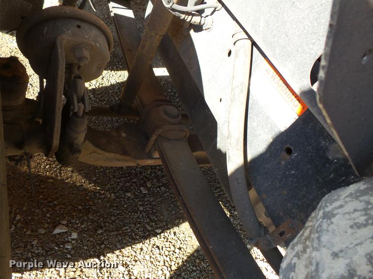 image for item DC4737 2004 Freightliner FS65 Thomas Built 101PS school bus