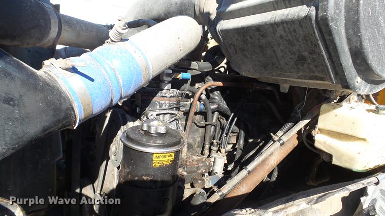 image for item DC5699 2000 International F2574 dump truck