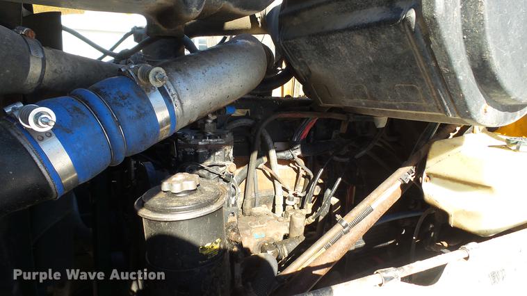 image for item DC5700 1996 International 2574 dump truck