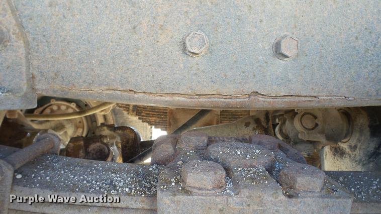 image for item DC5700 1996 International 2574 dump truck