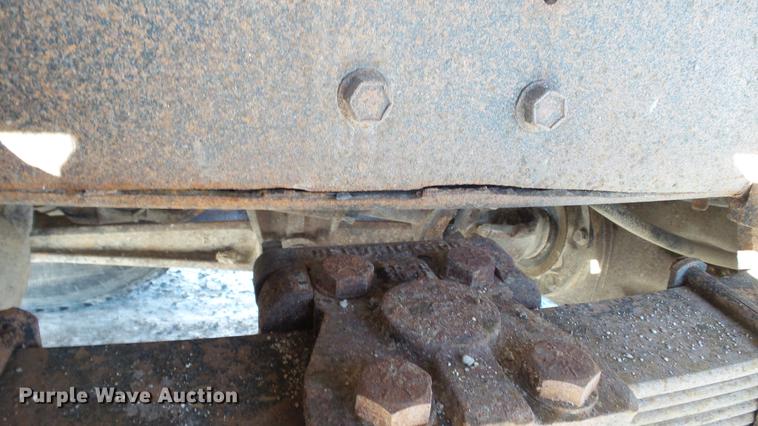 image for item DC5700 1996 International 2574 dump truck