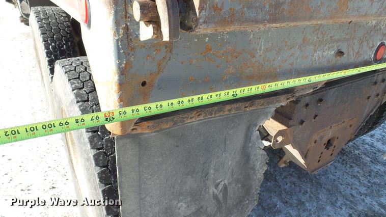 image for item DC5700 1996 International 2574 dump truck