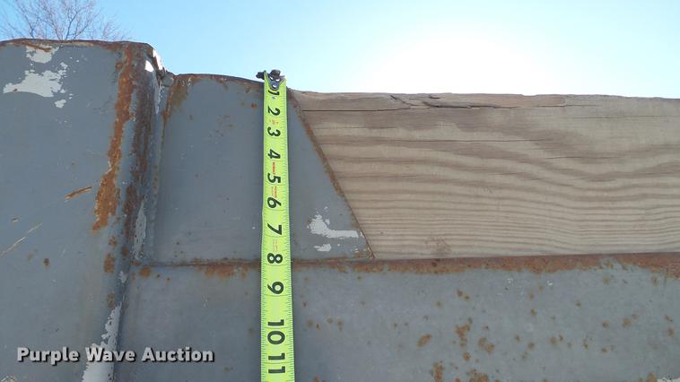 image for item DC5700 1996 International 2574 dump truck