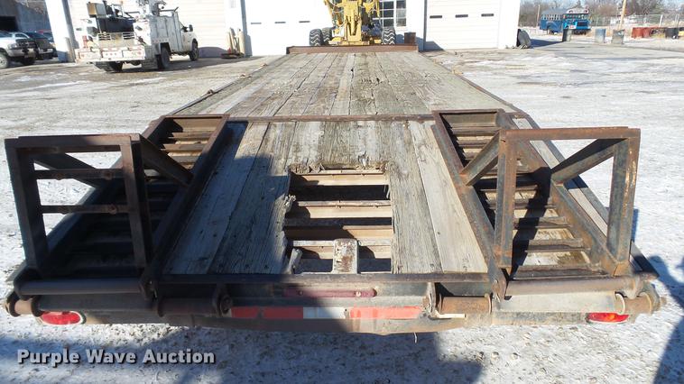 image for item DC5701 1997 Circle D PHT-20 Ind equipment trailer