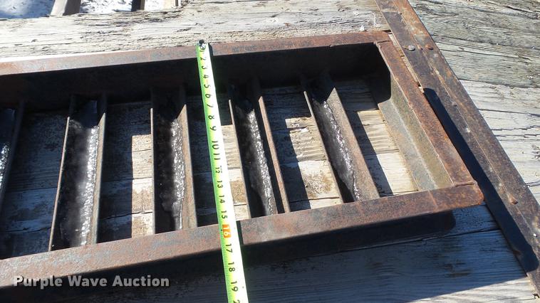 image for item DC5701 1997 Circle D PHT-20 Ind equipment trailer