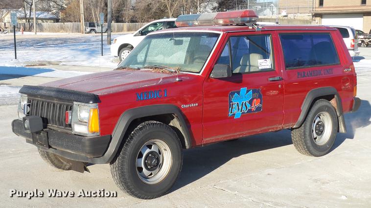 image for item DC5710 1992 Jeep Cherokee SUV