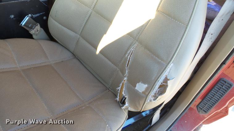 image for item DC5710 1992 Jeep Cherokee SUV