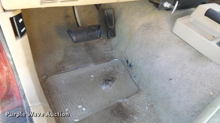 image for item DC5710 1992 Jeep Cherokee SUV