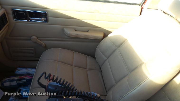 image for item DC5710 1992 Jeep Cherokee SUV