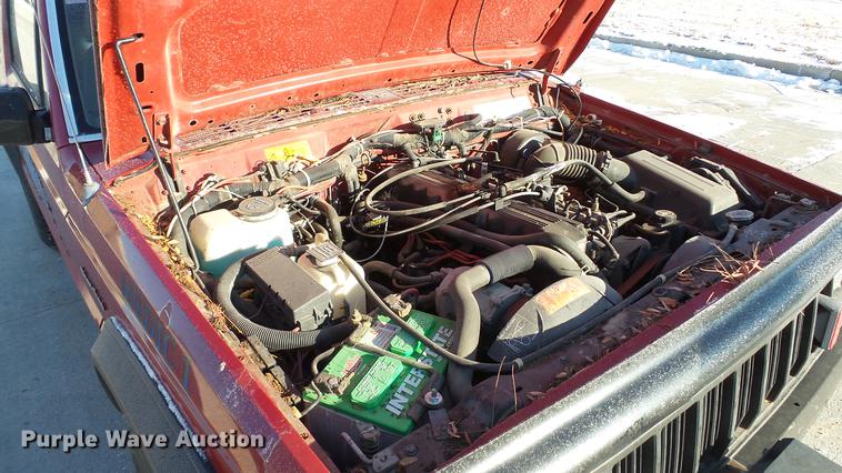 image for item DC5710 1992 Jeep Cherokee SUV