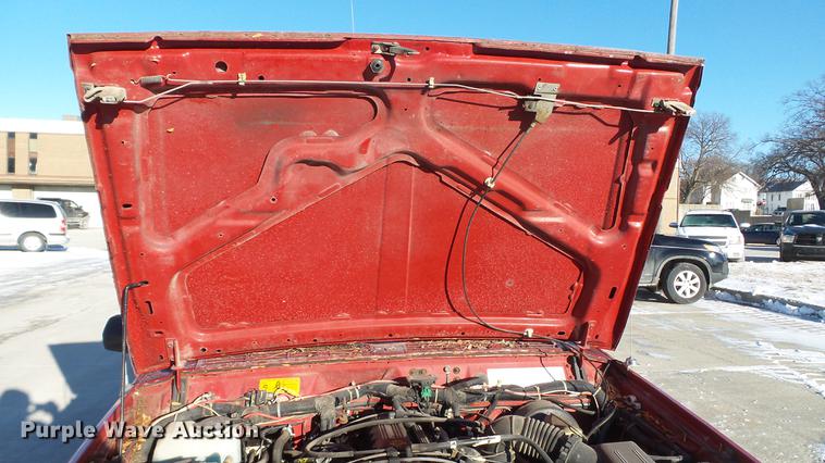 image for item DC5710 1992 Jeep Cherokee SUV