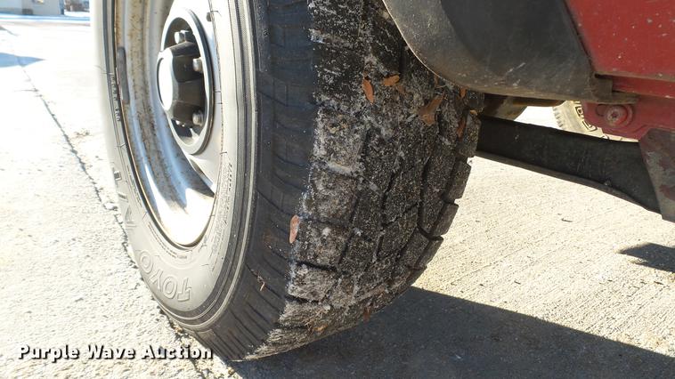 image for item DC5710 1992 Jeep Cherokee SUV