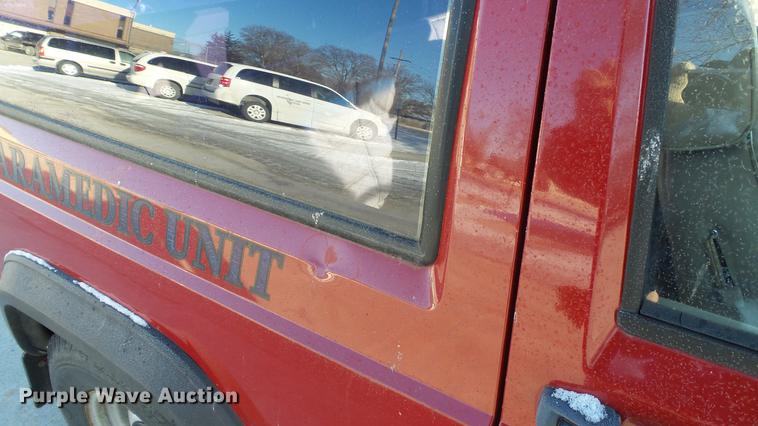 image for item DC5710 1992 Jeep Cherokee SUV