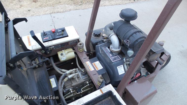 image for item DC5718 Grasshopper 620T lawn mower