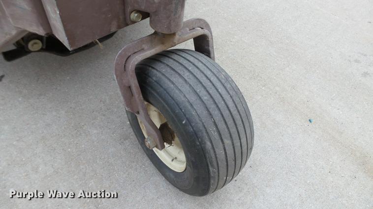 image for item DC5718 Grasshopper 620T lawn mower