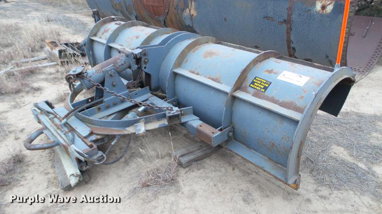 image for item DC5719 Henke snow plow