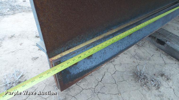 image for item DC5719 Henke snow plow