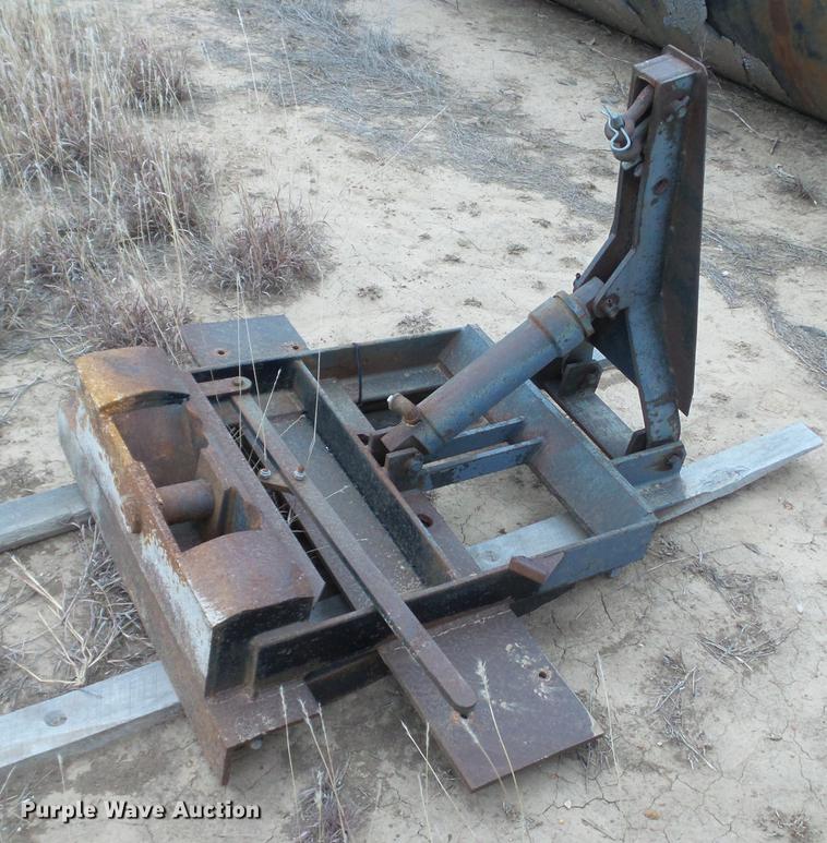 image for item DC5719 Henke snow plow