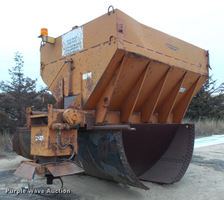 image for item DC5720 Swenson V-box spreader