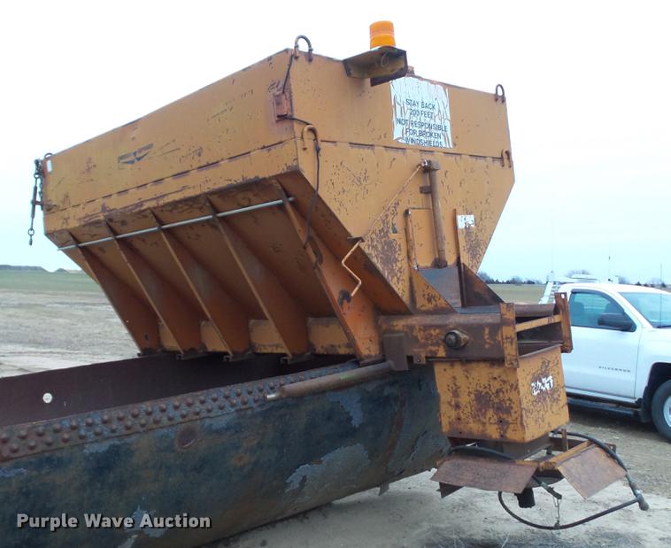 image for item DC5720 Swenson V-box spreader