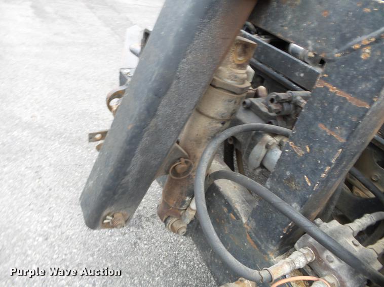 image for item DC6778 2007 International 7400 dump truck