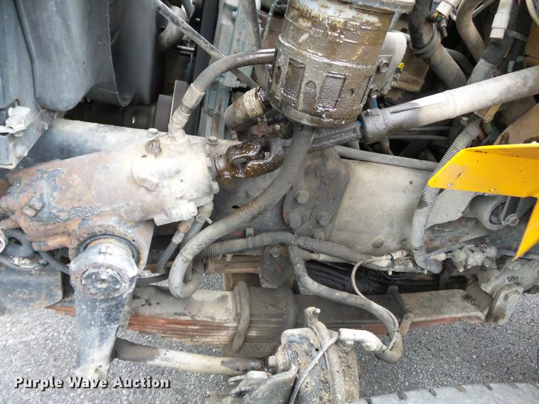 image for item DC6778 2007 International 7400 dump truck