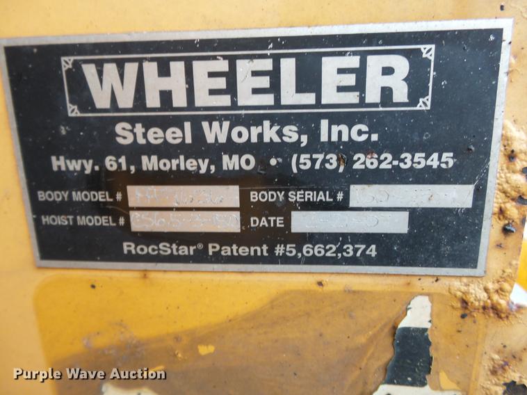 image for item DC6778 2007 International 7400 dump truck