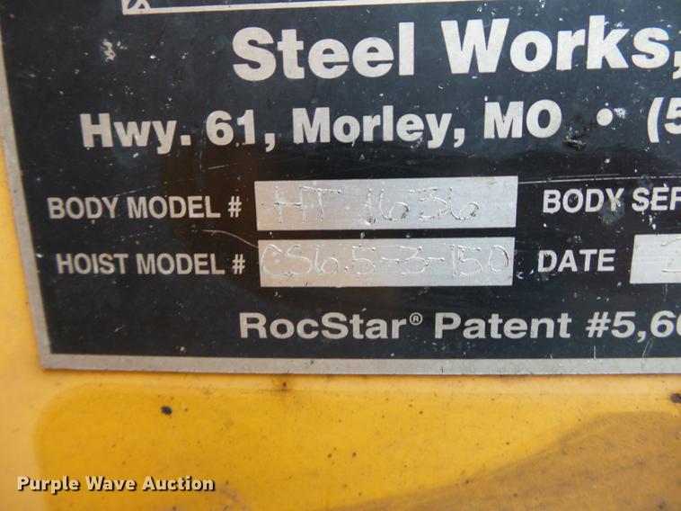 image for item DC6778 2007 International 7400 dump truck