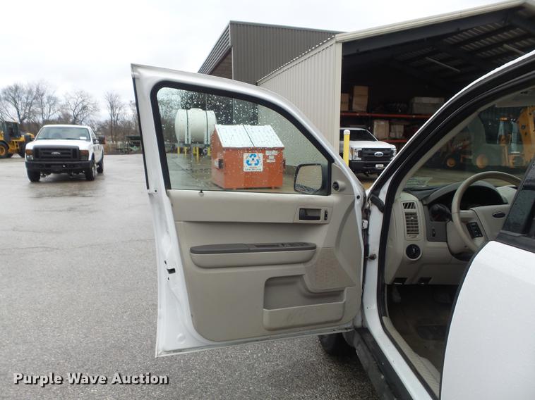 image for item DC7448 2008 Ford Escape SUV