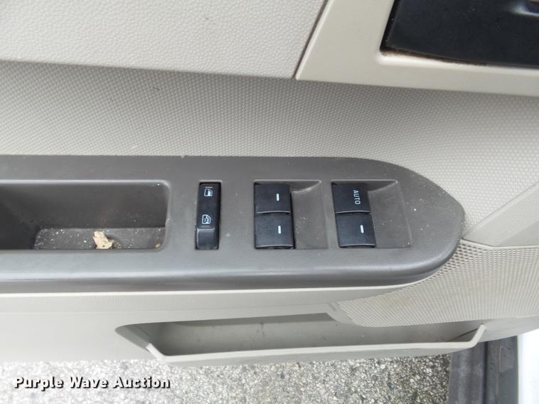 image for item DC7448 2008 Ford Escape SUV