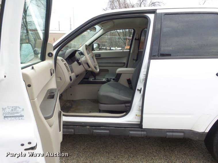 image for item DC7448 2008 Ford Escape SUV