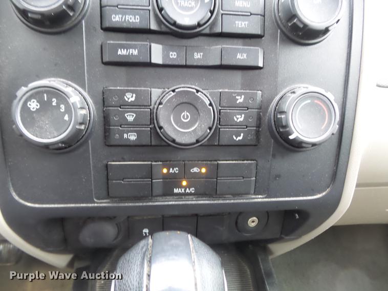 image for item DC7448 2008 Ford Escape SUV