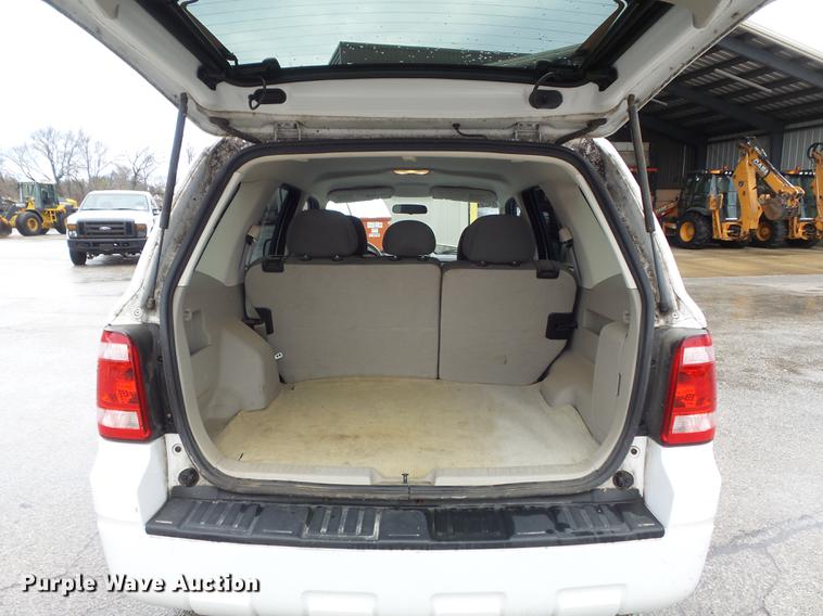 image for item DC7448 2008 Ford Escape SUV