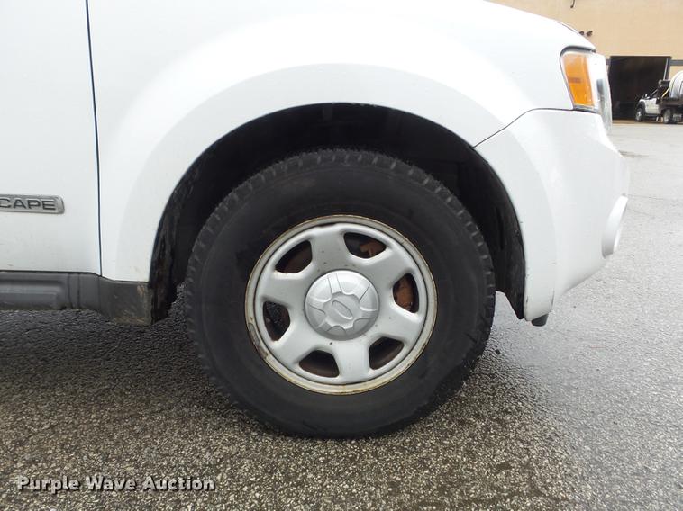image for item DC7448 2008 Ford Escape SUV