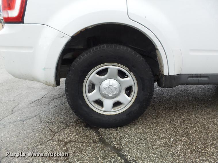 image for item DC7448 2008 Ford Escape SUV