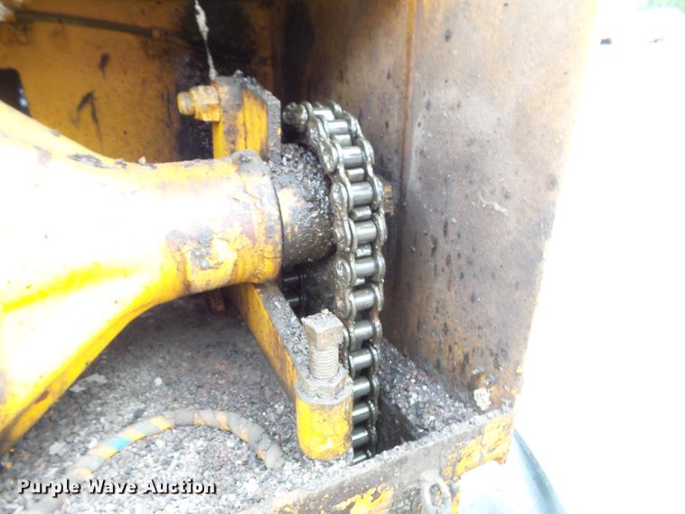 image for item DC7449 Ferguson SP-915 pneumatic roller