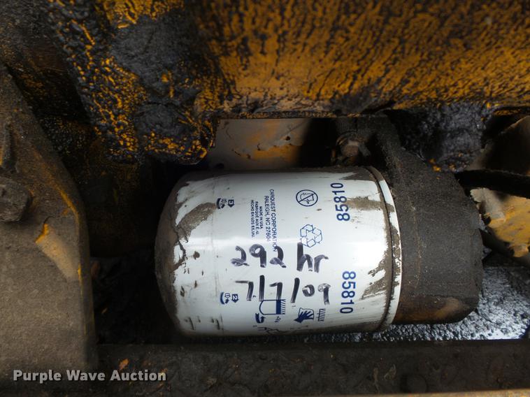 image for item DC7449 Ferguson SP-915 pneumatic roller