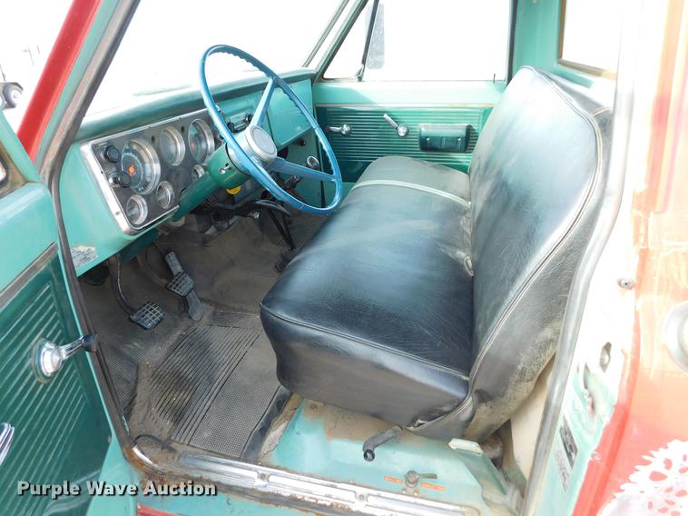 image for item DC8379 1969 Chevrolet C50 truck chassis