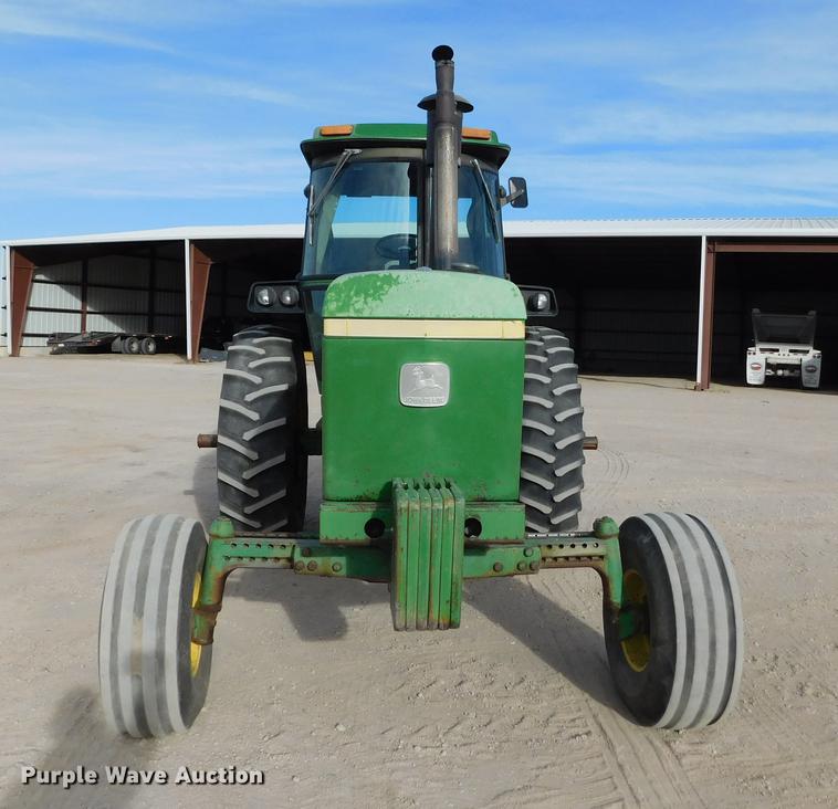 image for item DC8380 John Deere 4640 tractor