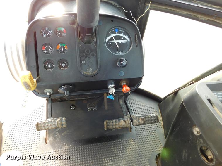 image for item DC8380 John Deere 4640 tractor