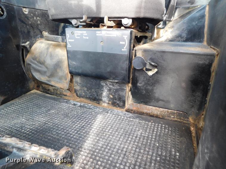 image for item DC8380 John Deere 4640 tractor