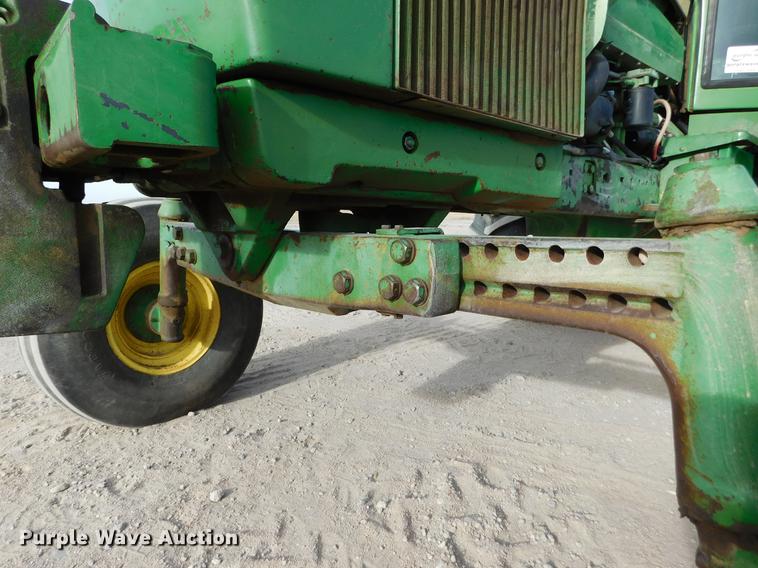 image for item DC8380 John Deere 4640 tractor