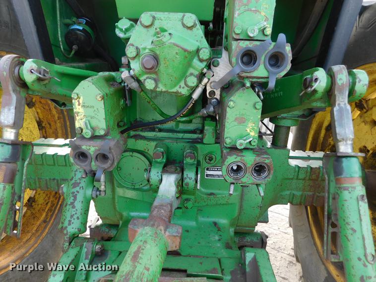 image for item DC8380 John Deere 4640 tractor