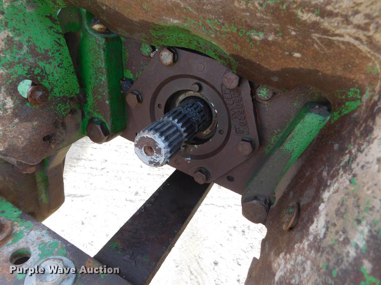 image for item DC8380 John Deere 4640 tractor