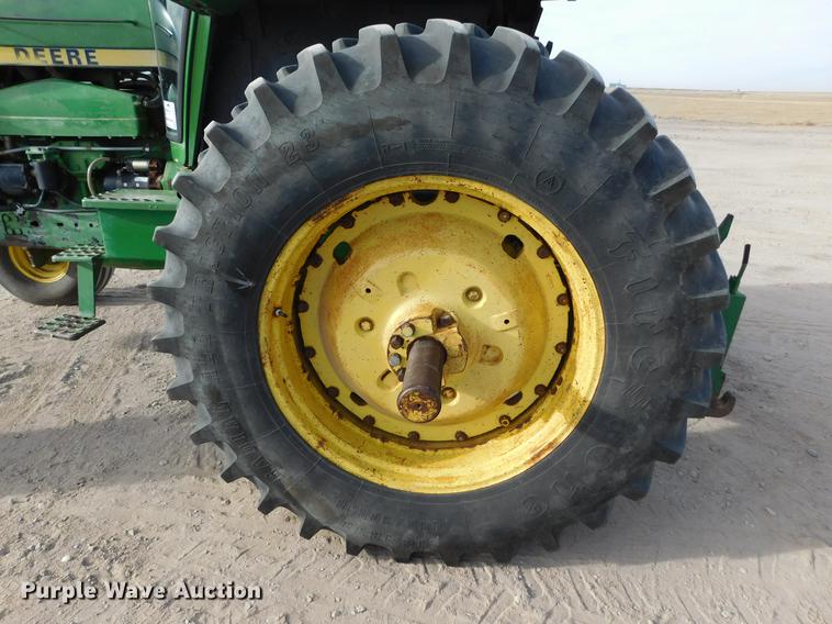 image for item DC8380 John Deere 4640 tractor