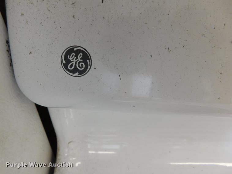 image for item DC8381 2009 TL Industries SPF1134 office trailer