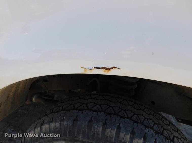 image for item DC8394 1995 Ford F150 XL pickup truck