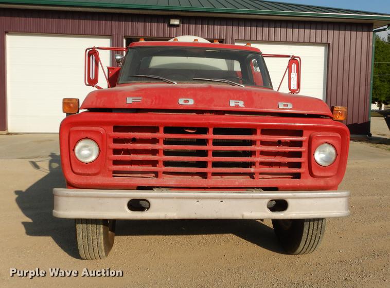 image for item DD0761 1978 Ford F600 fire truck