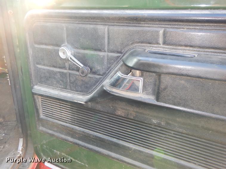 image for item DD0761 1978 Ford F600 fire truck